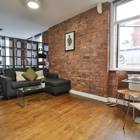 Modern & Bright Apartments In Manchester - Iq Hollingworth House Apartment *