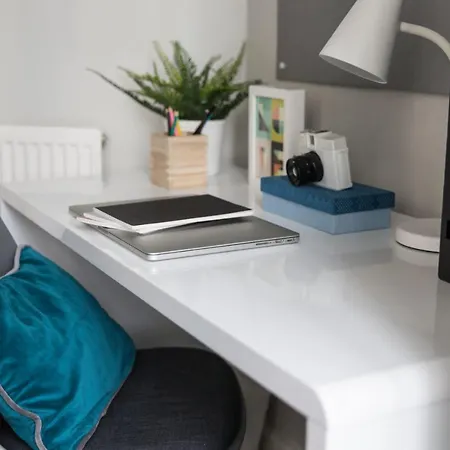Modern & Bright Apartments In Manchester - Iq Hollingworth House Apartment Manchester