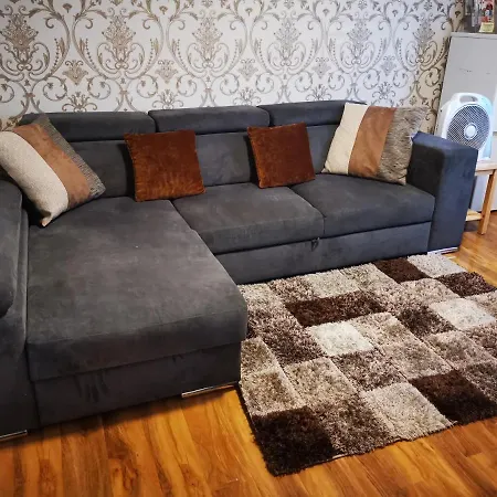 Knutsford House Holidays * Manchester