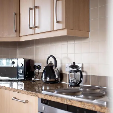 Pass The Keys Lovely 1 Bed Overlooking Park *