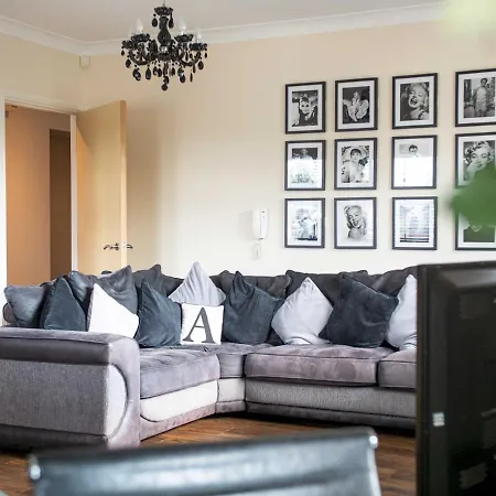 Pass The Keys Lovely 1 Bed Overlooking Park