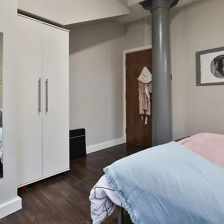 Modern & Bright Apartments In Manchester - Iq Hollingworth House