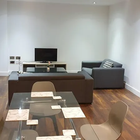 Stunning 2-Bed Apartment In Manchester City Centre Manchester