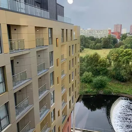 Red Ba Serviced Accommodation- Adelphi Apartment Manchester