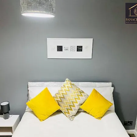 Holiday home Lovely 1 Bed House Share! Free Off Road Parking! Large Rear Garden Manchester