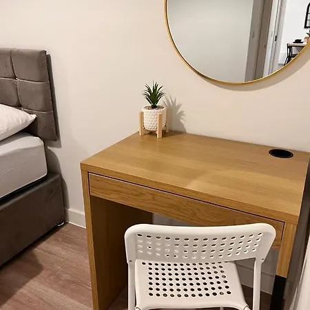 Kings Head Apartment *