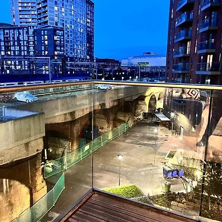 Kings Head Apartment Апартаменты