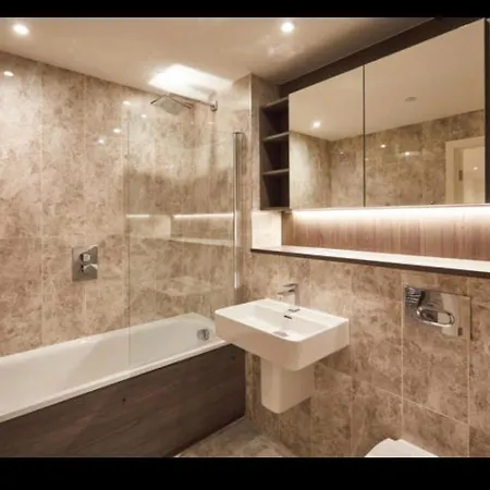 Apartment Luxurious Centre 2 Bed