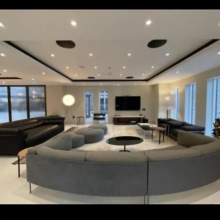 Apartment Luxurious Centre 2 Bed