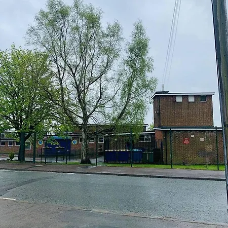 Captivating 3-Bed House In Manchester Feriehus *