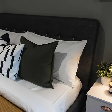 Ultra Modern 2 Bed Apartment - City Centre Manchester
