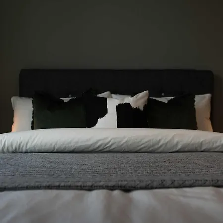 Lejlighed Ultra Modern 2 Bed Apartment - City Centre *