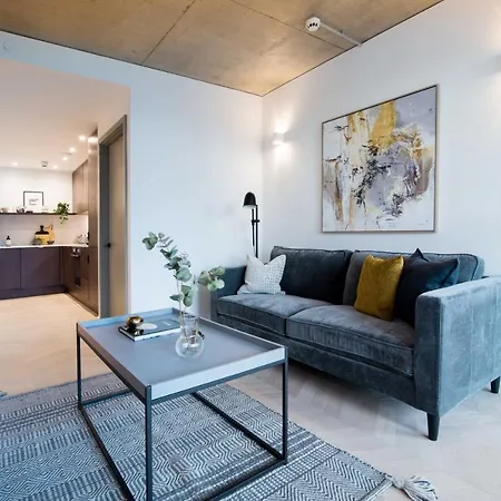Lejlighed Ultra Modern 2 Bed Apartment - City Centre