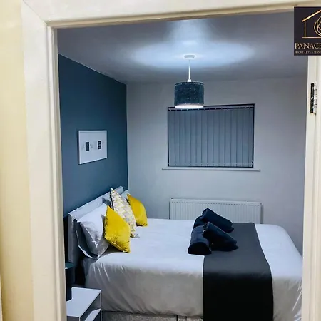 Holiday home Lovely 1 Bed House Share! Free Off Road Parking! Large Rear Garden