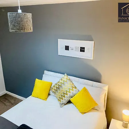 Lovely 1 Bed House Share! Free Off Road Parking! Large Rear Garden *