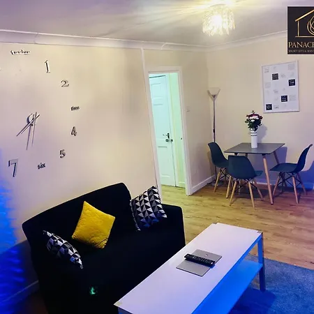 Lovely 1 Bed House Share! Free Off Road Parking! Large Rear Garden
