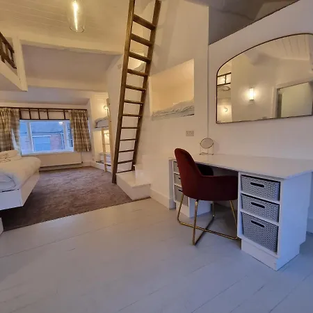 Manchester's Only Centre Detached House * Manchester