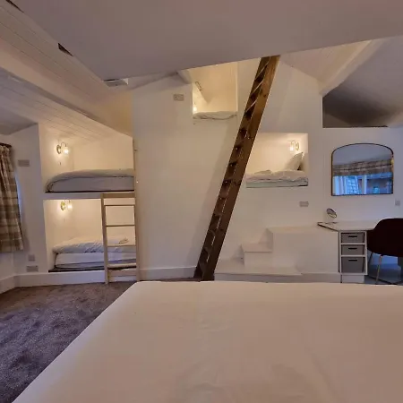 Holiday home Manchester's Only Centre Detached House *