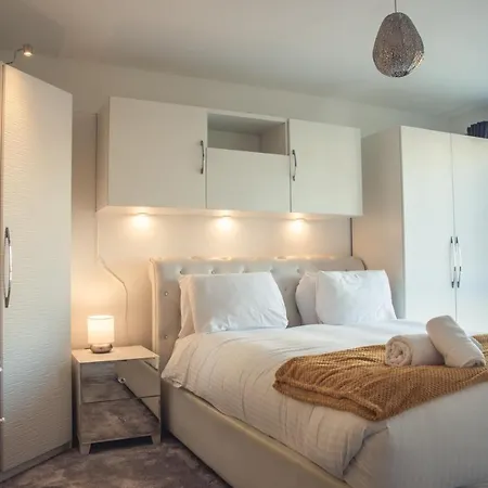 Walking Distance To Etihad And Coop Live Arena With Free Parking * 曼彻斯特