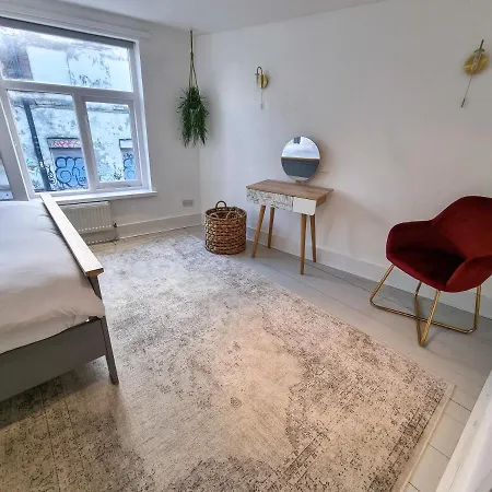 Manchester's Only Centre Detached House * Manchester