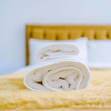 Apartamento Luxury 3 Bedroom House Close To Center