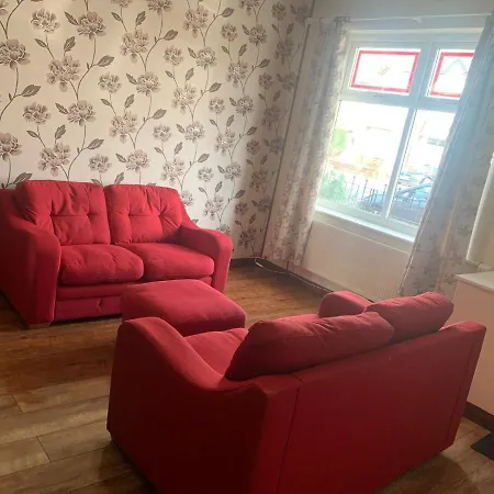 3/4 Bedroom House Apartman *