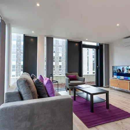 Luxury, Spacious Two Bedroom Duplex Penthouse In Manchester City Centre *