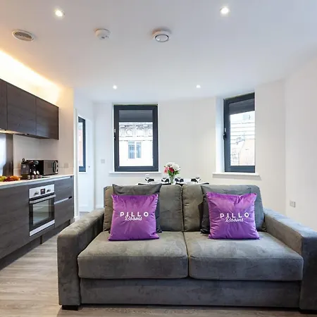 Апартаменты Brand New One Bedroom Apartment In Manchester, Sleeps 4 Манчестер