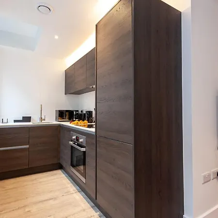 Апартаменты Luxury, Chic One Bedroom Apartment In Manchester City Centre Манчестер