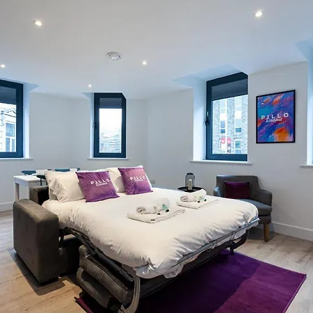 Апартаменты Brand New One Bedroom Apartment In Manchester, Sleeps 4 Манчестер