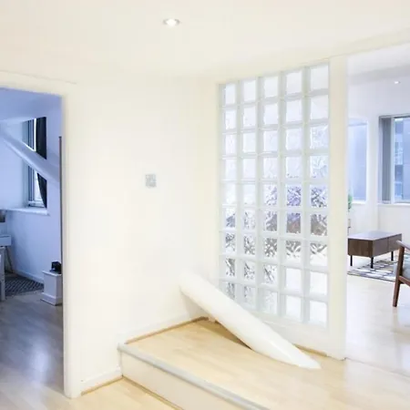 Апартаменты Stunning 2bd Flat Panoramic Views City Манчестер