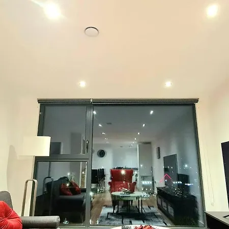 1-bedroom Aprt In Salford- Freeparking- Sleeps3 Manchester