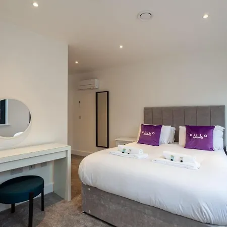 Апартаменты Brand New One Bedroom Apartment In Manchester, Sleeps 4 *