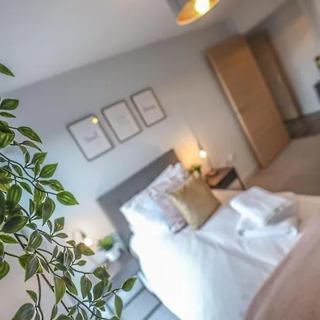 Large Luxury 3 Bed Apart Media City Free Parking * Manchester
