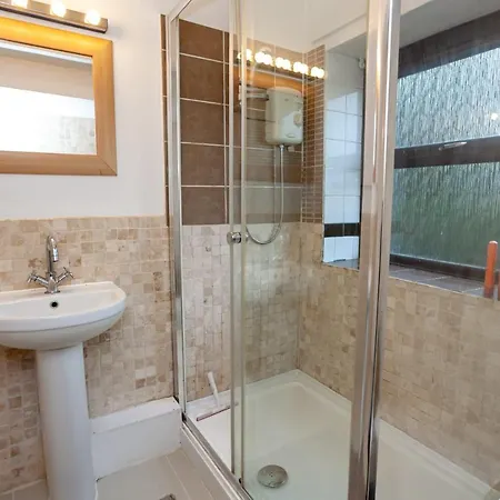 Guestready - Lovely 2br Flat 5 Min To Centre マンチェスター