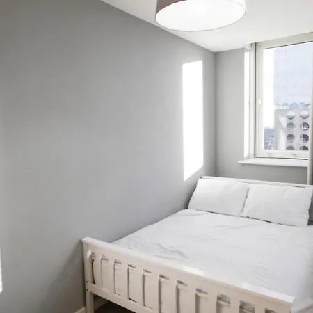Stunning 2bd Flat Panoramic Views City Манчестер