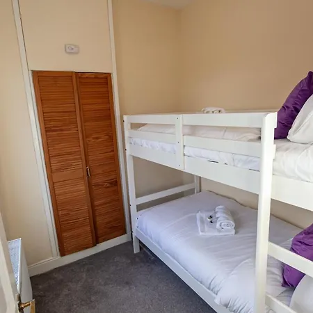 Σπίτι διακοπών Spacious And Cosy Entire 2 Bedroom House By Bridgewater Canal, Worsley *