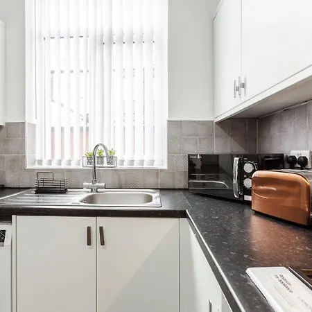 Clayton House - Spacious Near Etihad Stadium