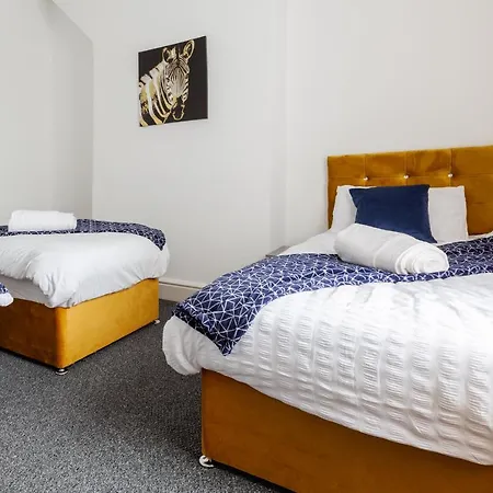 Clayton House - Spacious Near Etihad Stadium *