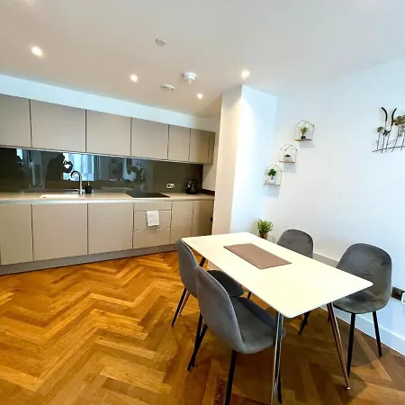 Апартаменты Xviijan Apartments Deansgate *