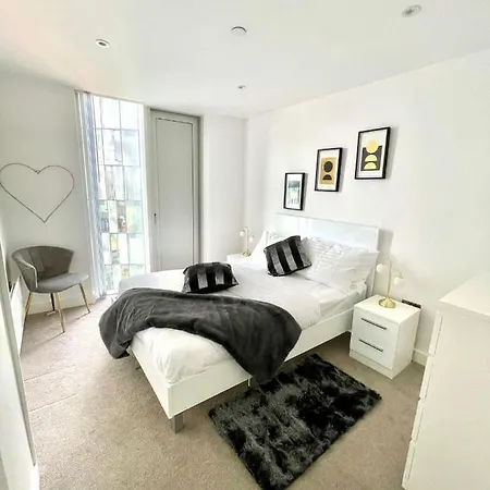 Xviijan Apartments Deansgate Манчестер