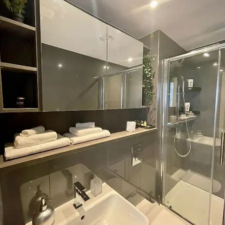 Xviijan Apartments Deansgate