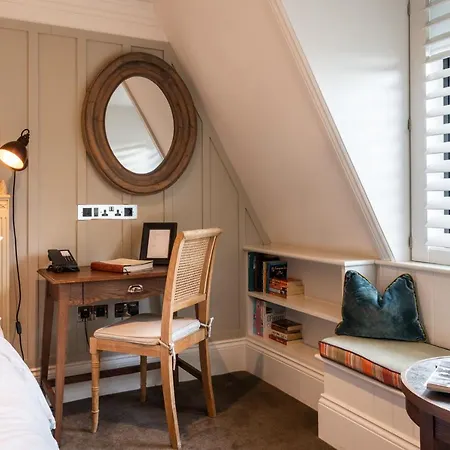King Street Townhouse 4*