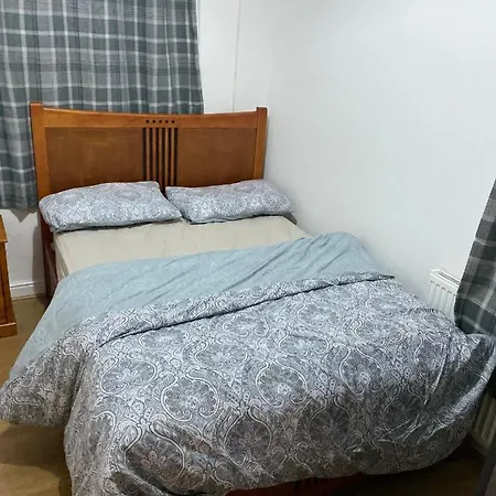 Lovely 2 Bedroom With Free Parking