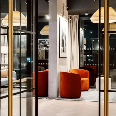Wilde Centre מלון דירות 4*