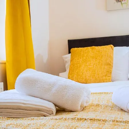 Cosy 3-bed Close To Centre *