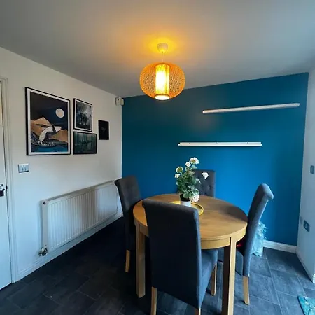 Cosy Private Room Near City Centre - Free Parking * Manchester