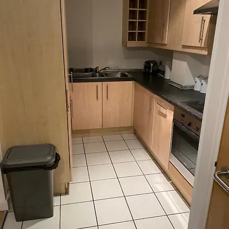 Apartment Bigkings 2 Bedroom With Free Parking Beside Piccadilly In
