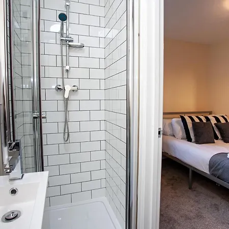 Apartmán Spacious 3 Bedroom Near City Centre With All Amenities