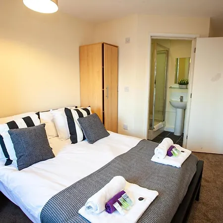 Apartmán Spacious 3 Bedroom Near City Centre With All Amenities